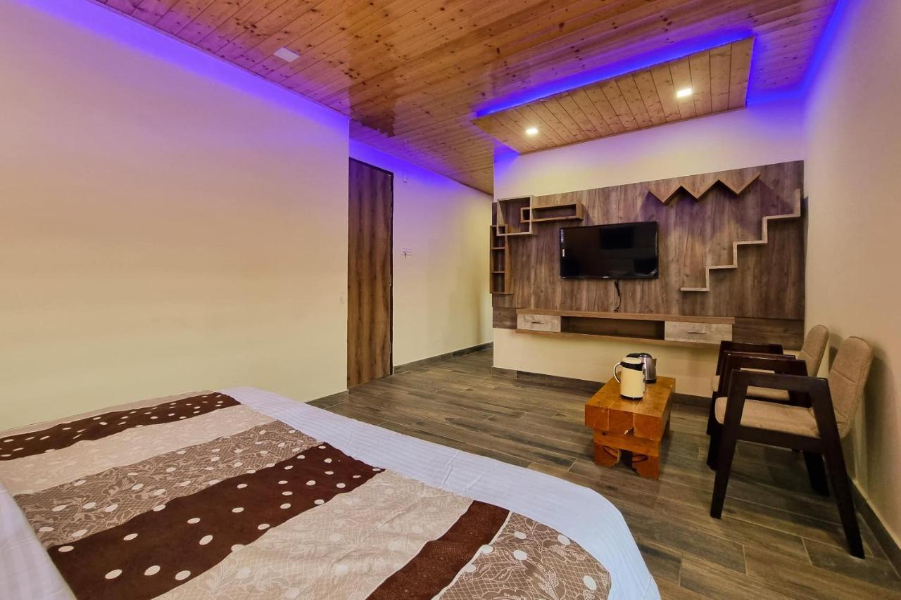 Hotel White Cloud Banikhet Kültér fotó